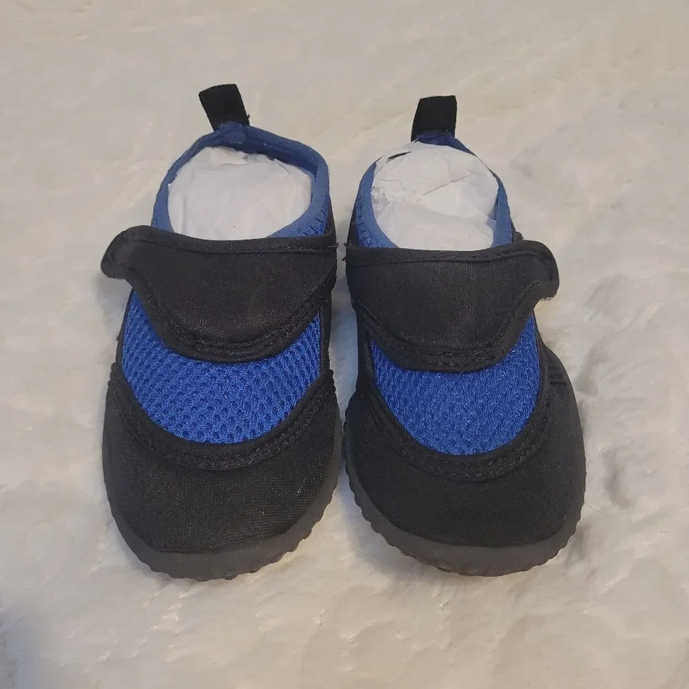 Athletech Water Shoes Blue Black Grip Bottom Shower Pool Unisex Childs Size 7-8